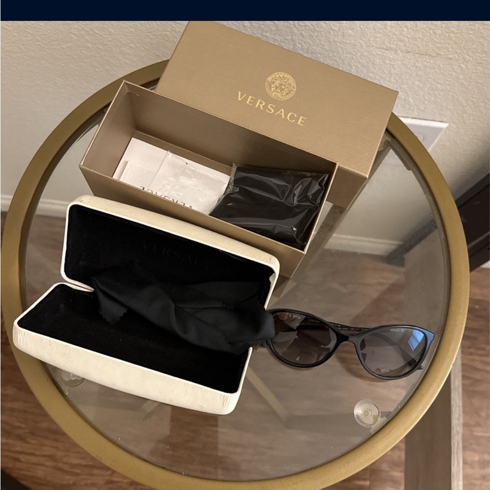 Versace Brown Cat-Eye Sunglasses with Gradient Lenses